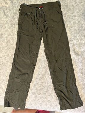 The North Face Men's Olive Cargo Outdoor Pants